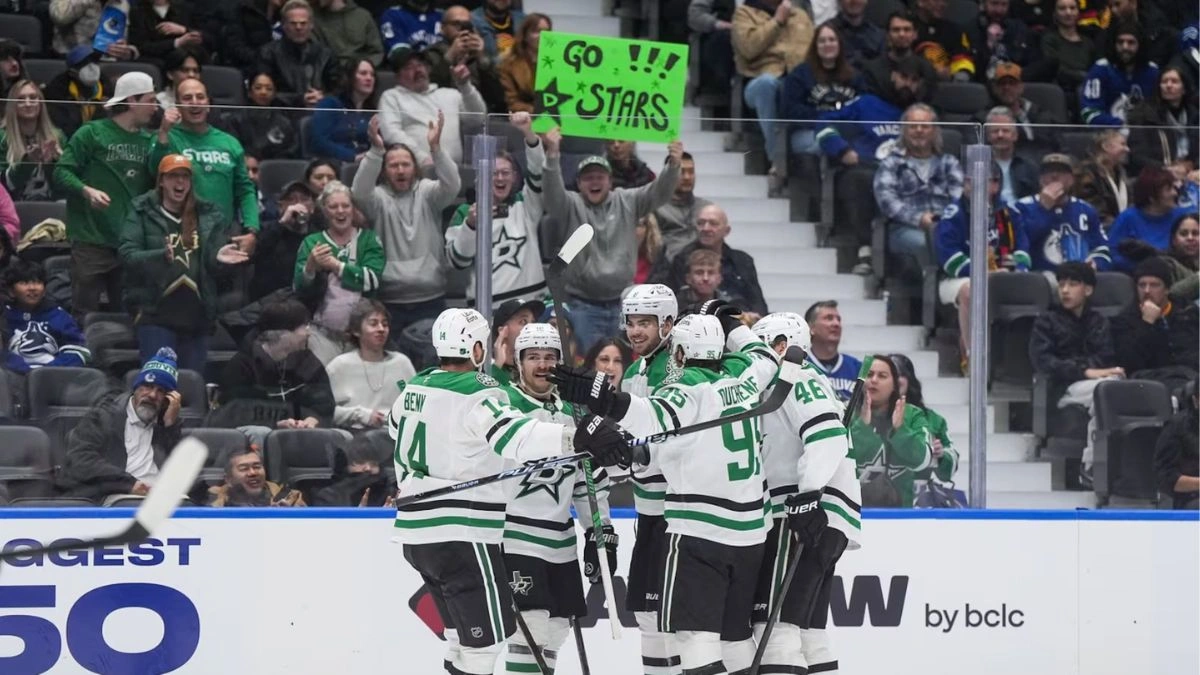 Stars Win Ninth Straight in Blowout Over Canucks